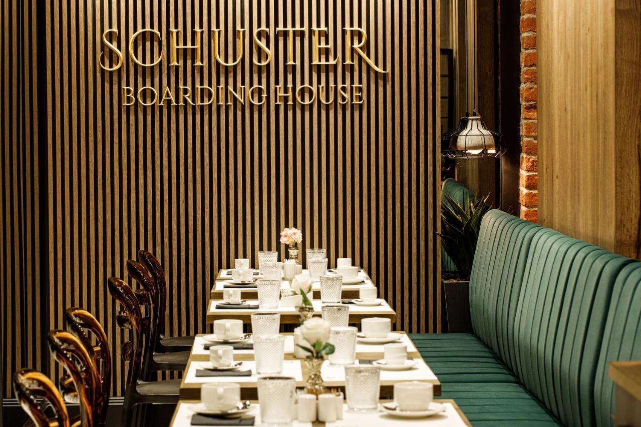Schuster Boarding House Hotell Braşov Exteriör bild