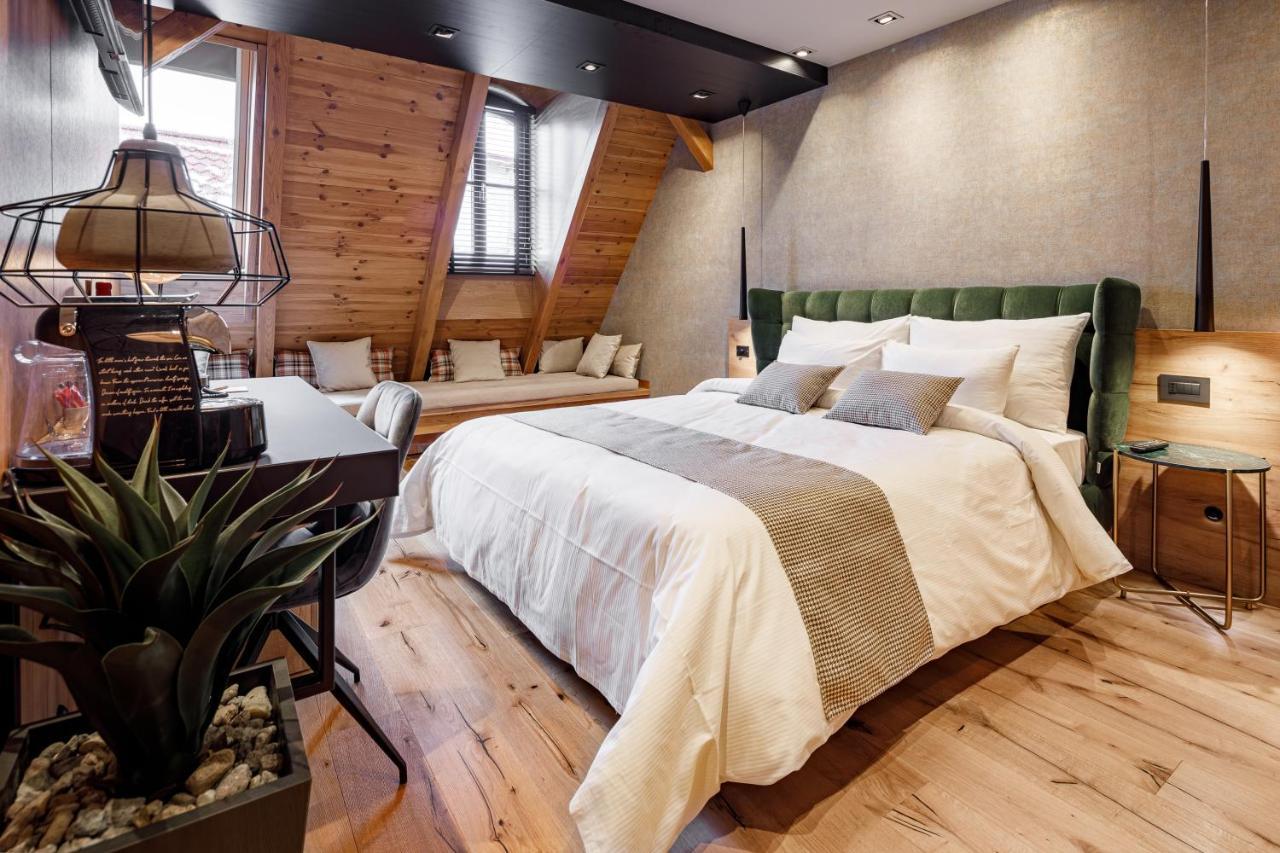 Schuster Boarding House Hotell Braşov Exteriör bild